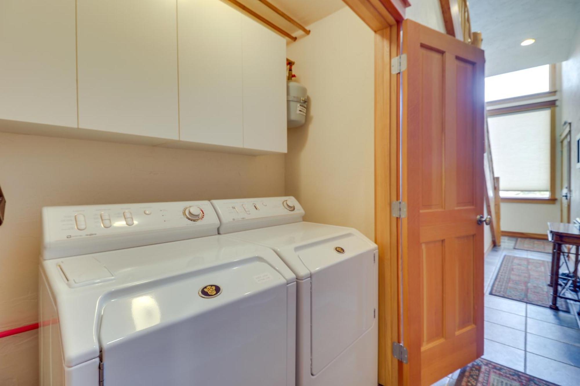 Spacious Whitefish Home With Sauna And Ski Resort View المظهر الخارجي الصورة