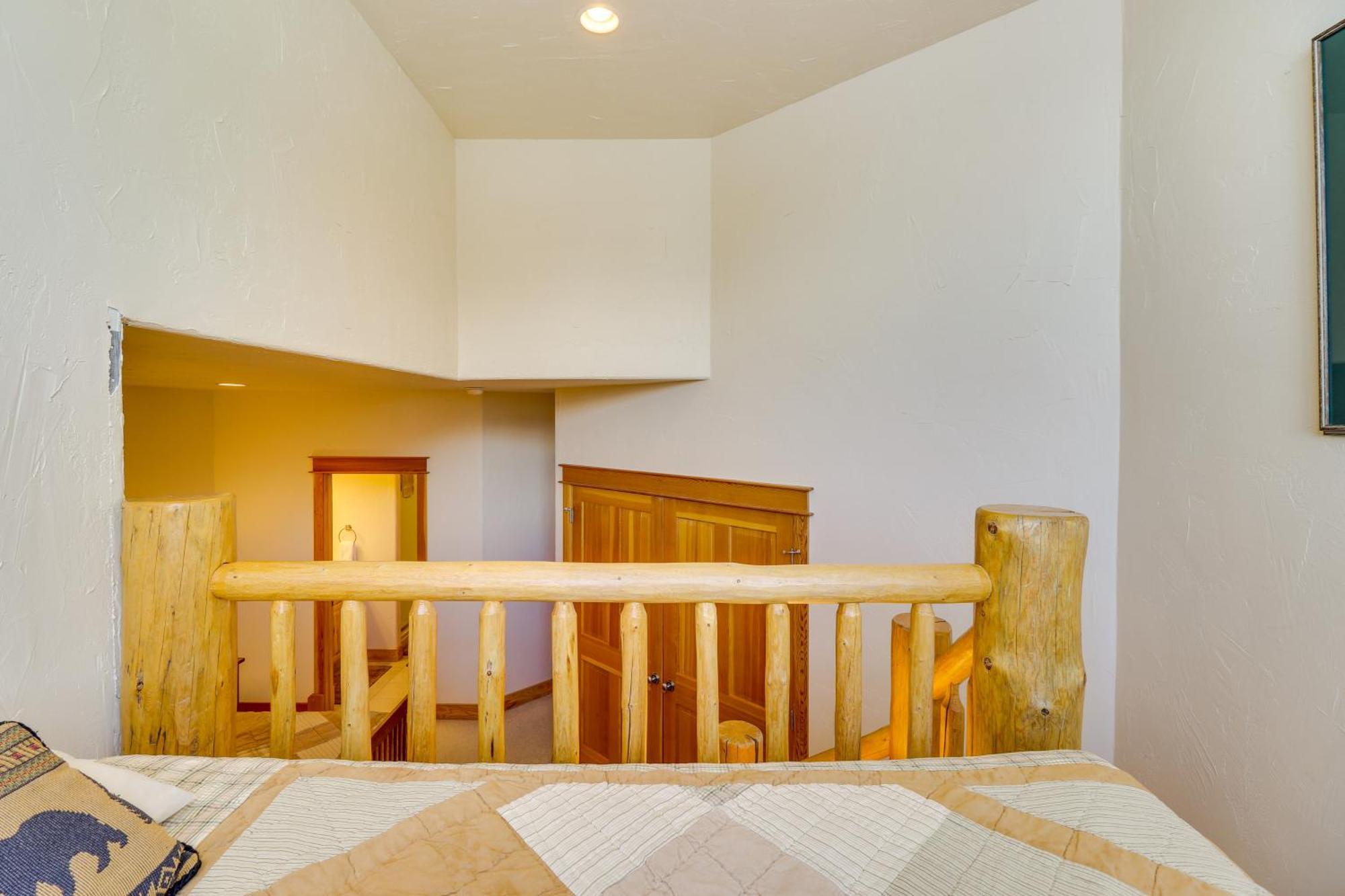 Spacious Whitefish Home With Sauna And Ski Resort View المظهر الخارجي الصورة