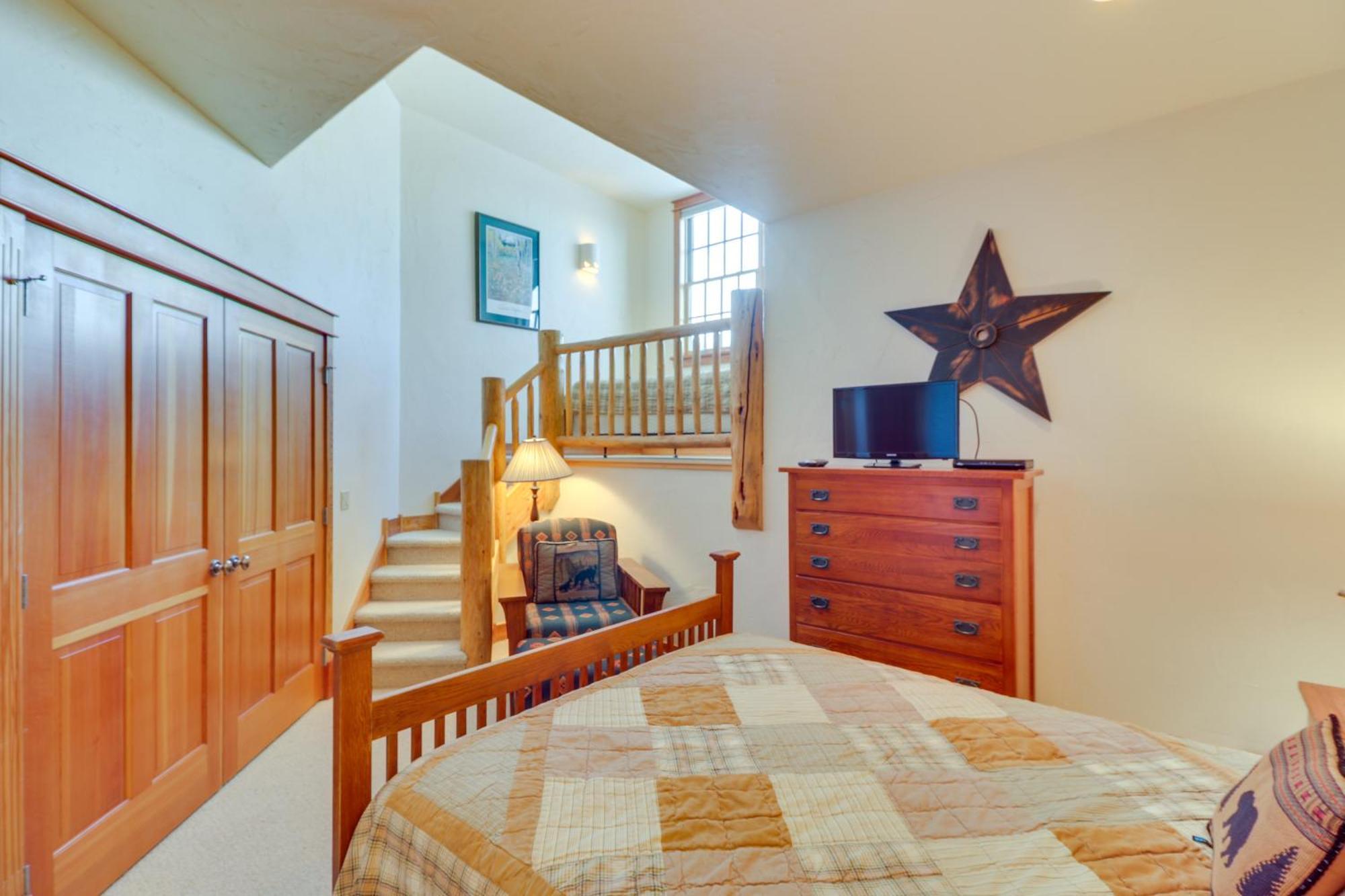 Spacious Whitefish Home With Sauna And Ski Resort View المظهر الخارجي الصورة