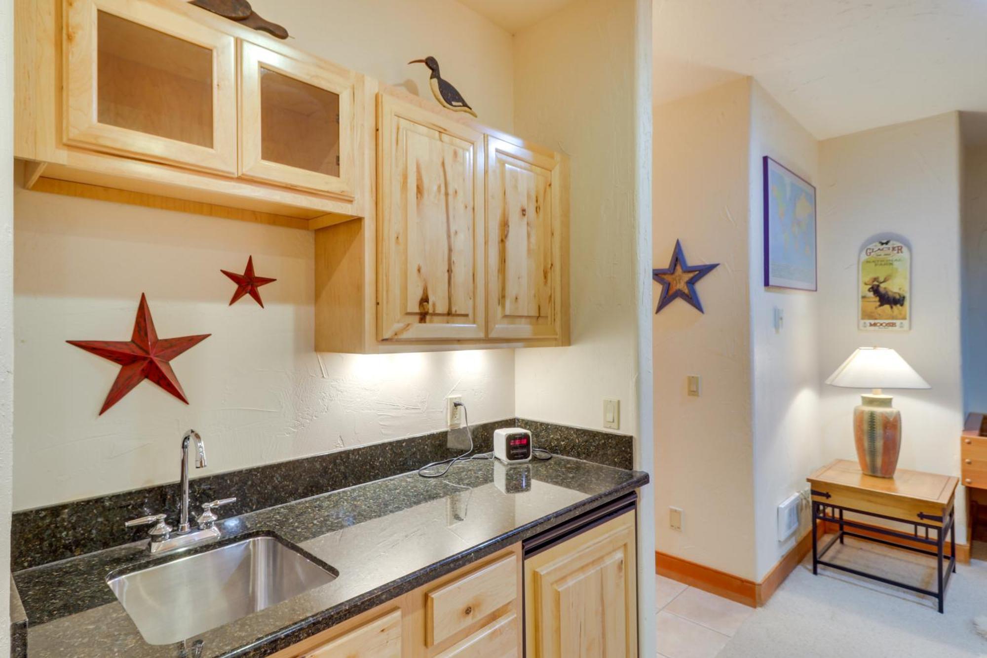 Spacious Whitefish Home With Sauna And Ski Resort View المظهر الخارجي الصورة