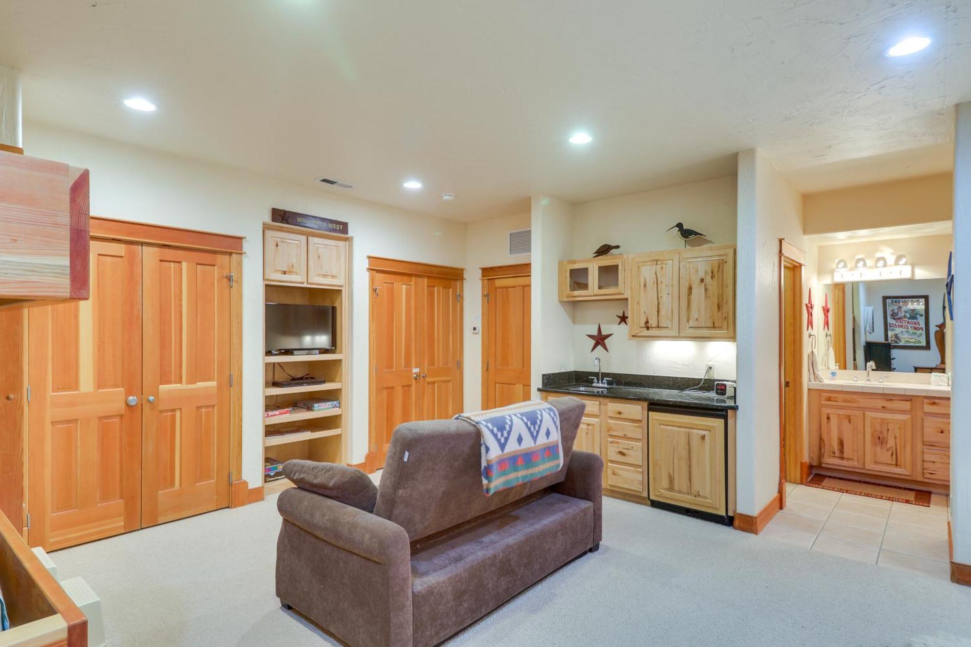 Spacious Whitefish Home With Sauna And Ski Resort View المظهر الخارجي الصورة