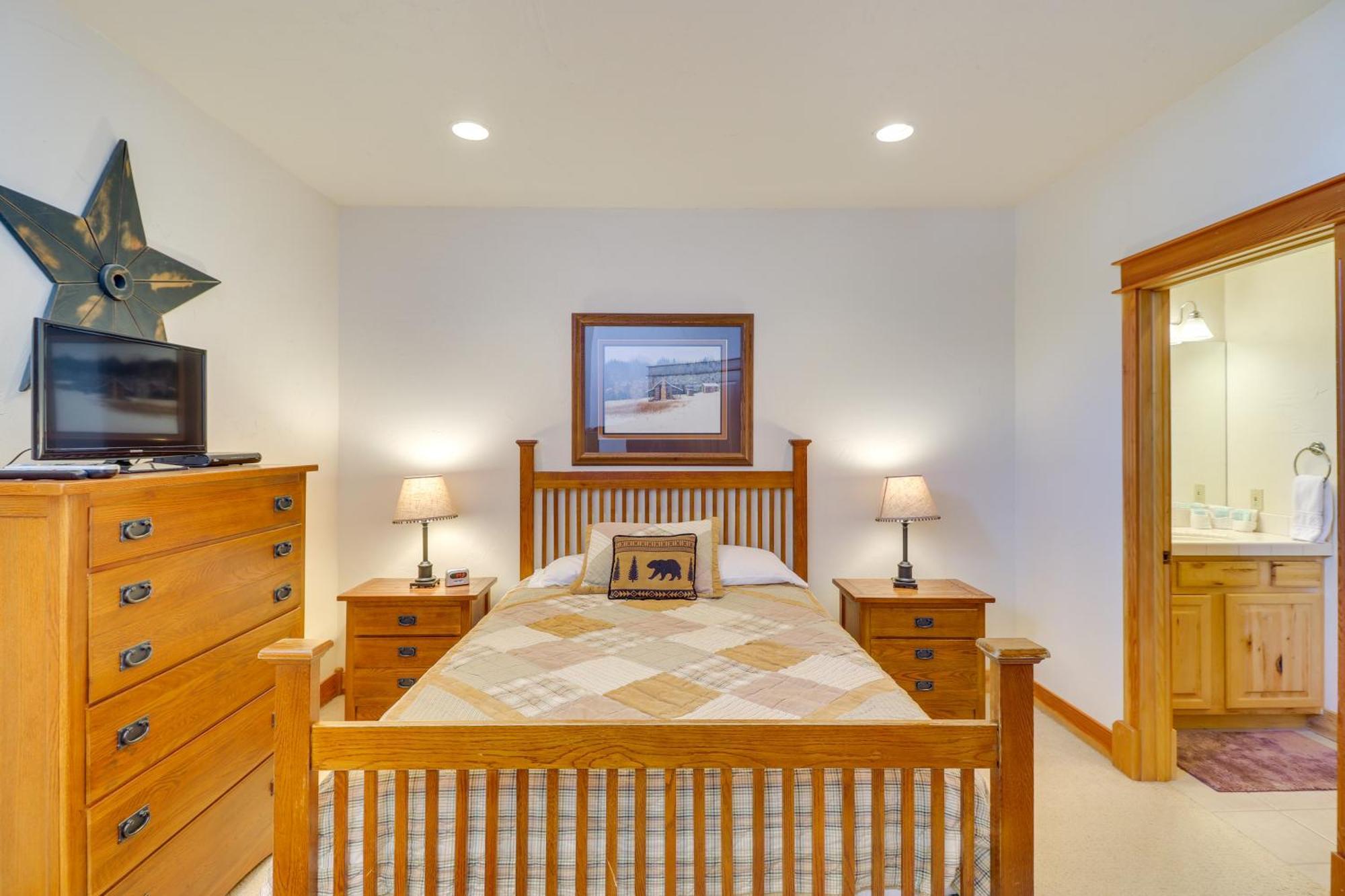 Spacious Whitefish Home With Sauna And Ski Resort View المظهر الخارجي الصورة