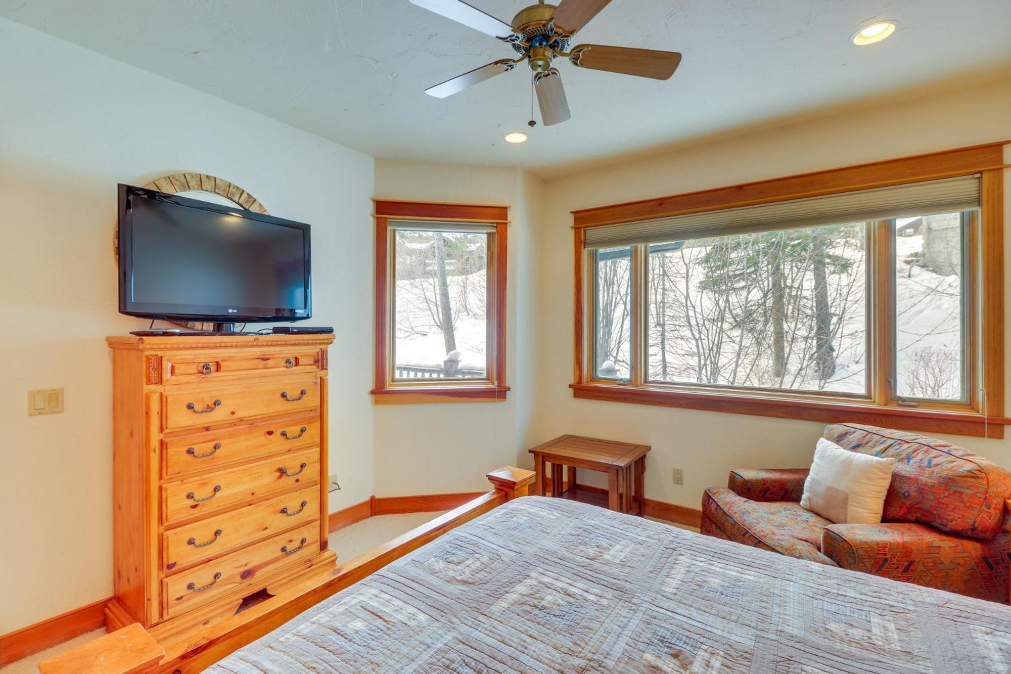 Spacious Whitefish Home With Sauna And Ski Resort View المظهر الخارجي الصورة