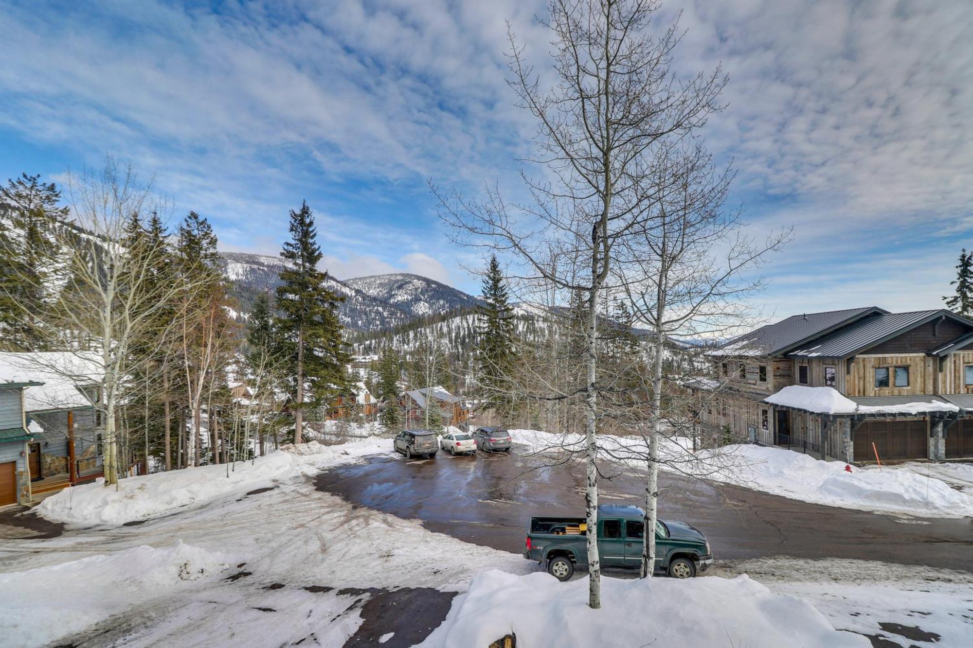 Spacious Whitefish Home With Sauna And Ski Resort View المظهر الخارجي الصورة